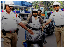 Load image into Gallery viewer, Shoulder Light for Police