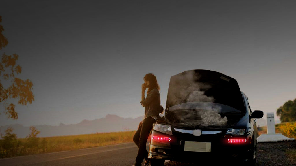 Solar Red Flag Light for Car Owner